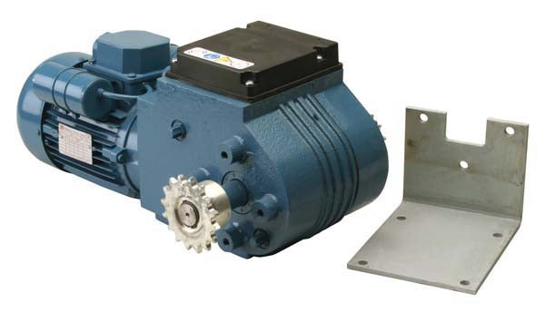 Power Winch GW60 600Nm, 1PH 50Hz, 5.2rpm, with limit switch, 5/4" chain coupling and angled mounting plate